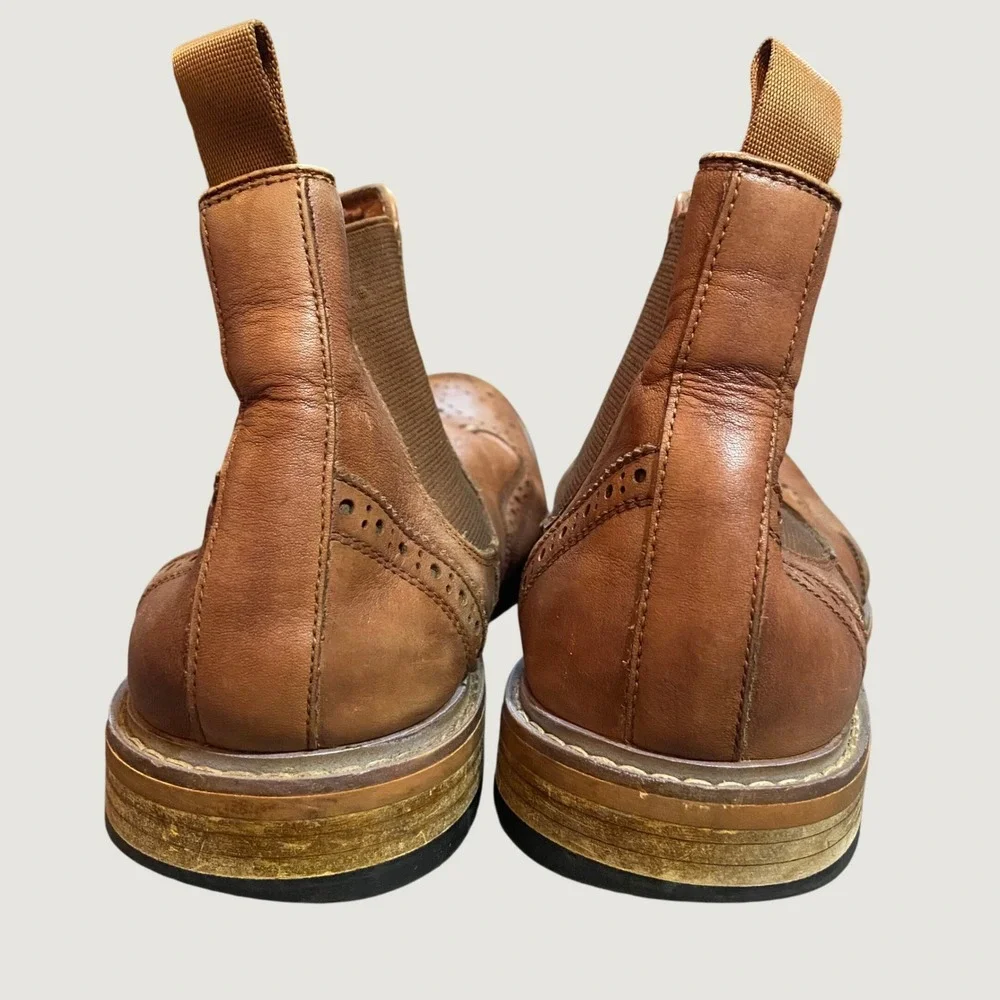 Florsheim Wingtip Chelsea Boots Leather Brogue Brown 9M office classic old money